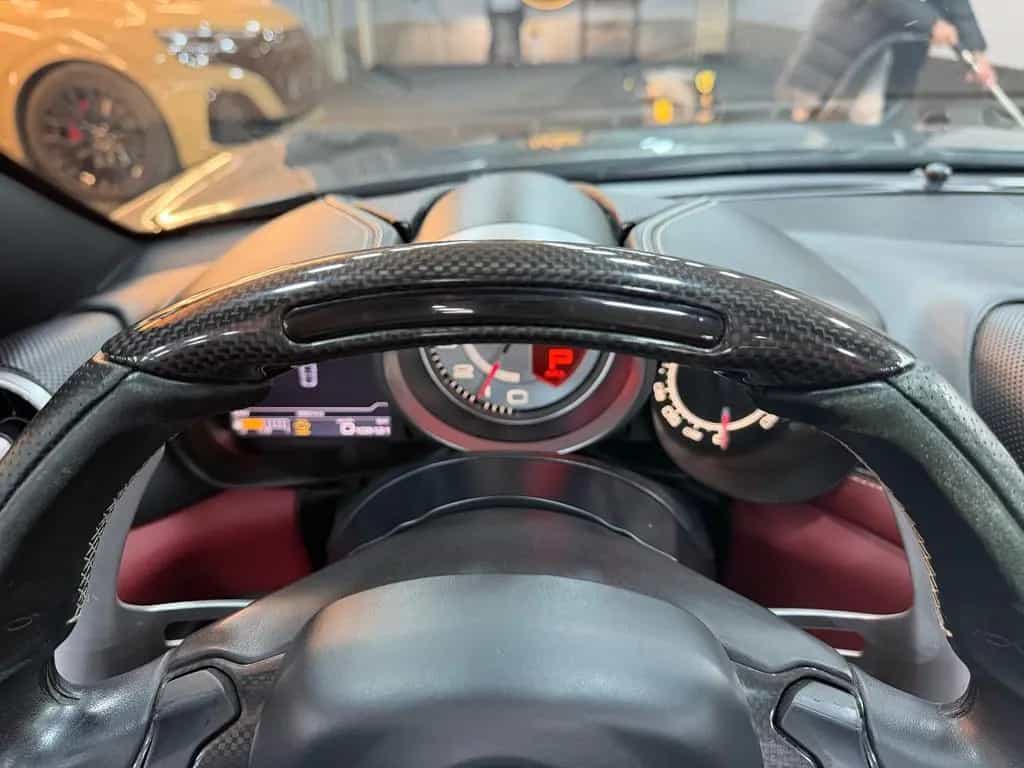 Ferrari California 3.9 V8 T 4-Sitzer/TOP/SERVICE /CARBON 02/2015-photo-19