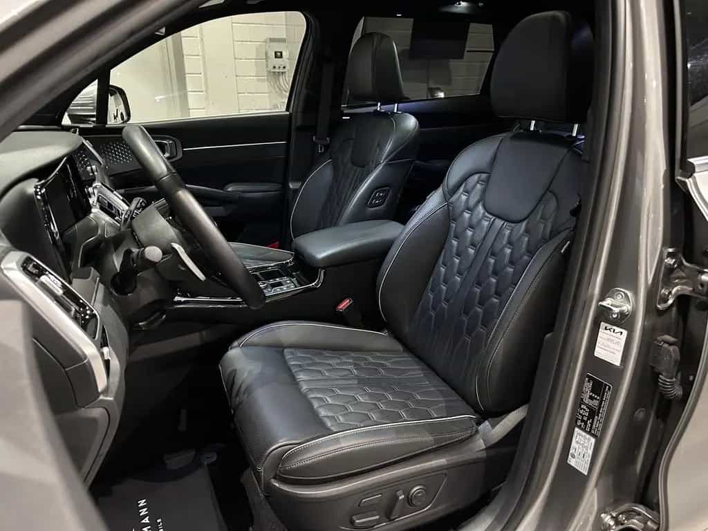 Kia Sorento Platinum 4WD *LEDER, PANO, 360GR., LED* 01/2024-photo-4