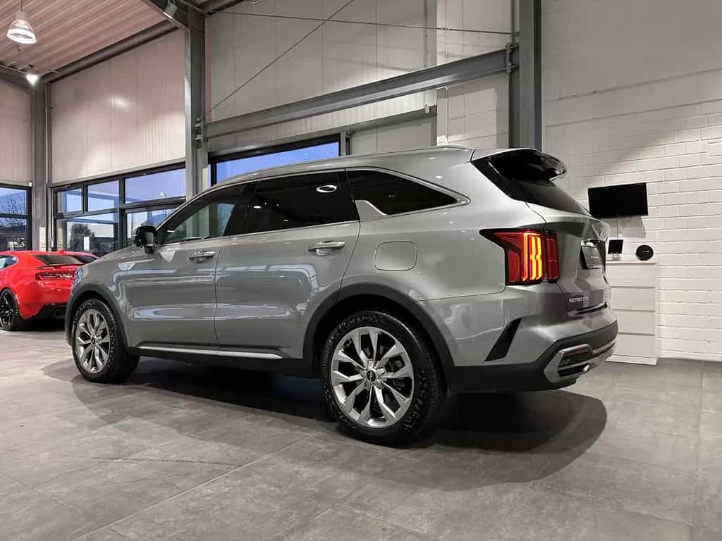 Kia Sorento Platinum 4WD *LEDER, PANO, 360GR., LED* 01/2024-photo-9