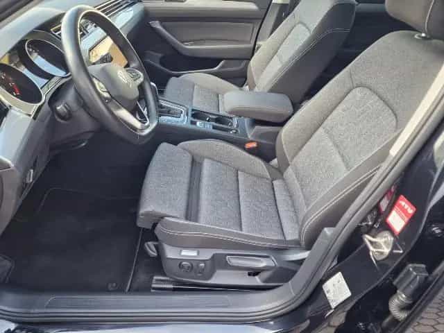 Volkswagen Passat Variant TSI AHK*Navi*LED*ACC*DAB 01/2023-photo-17