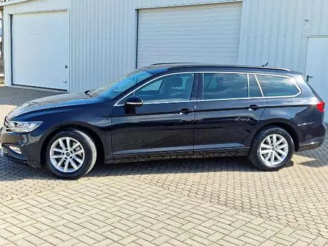 Volkswagen Passat Variant TSI AHK*Navi*LED*ACC*DAB 01/2023-photo-4
