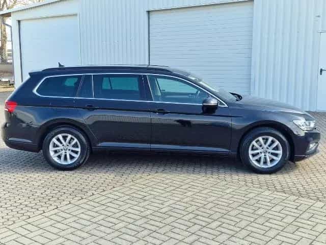 Volkswagen Passat Variant TSI AHK*Navi*LED*ACC*DAB 01/2023-photo-7