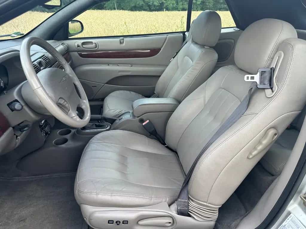 Chrysler Sebring Cabrio 2.7 LX Automatik wenig KM 05/2001-photo-9