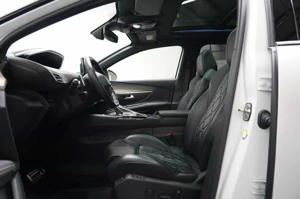Peugeot 3008 1.5 HDi GT-Line Leder PANO AHK Kamera ACC 03/2021-photo-17