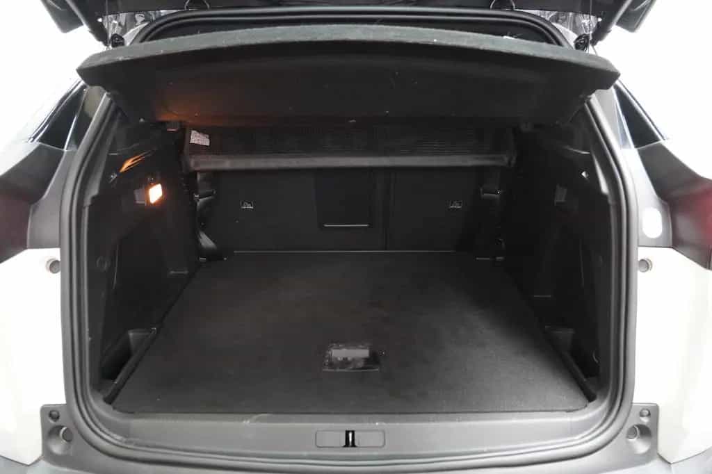Peugeot 3008 1.5 HDi GT-Line Leder PANO AHK Kamera ACC 03/2021-photo-22