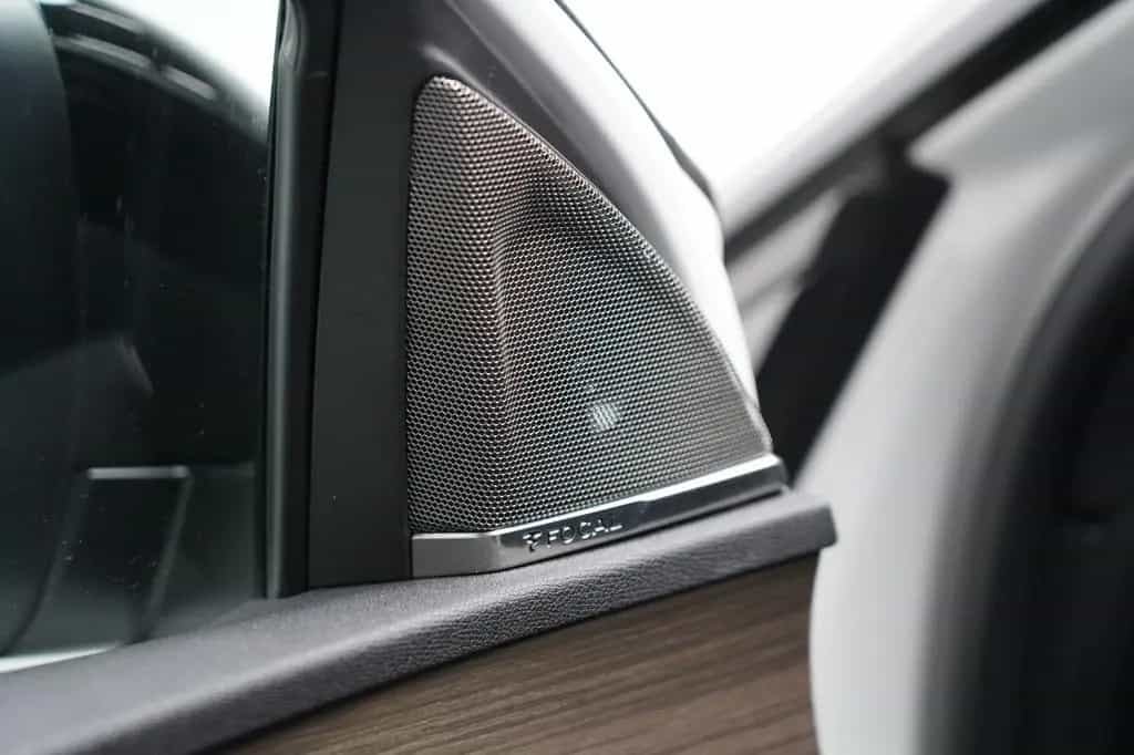 Peugeot 3008 1.5 HDi GT-Line Leder PANO AHK Kamera ACC 03/2021-photo-38