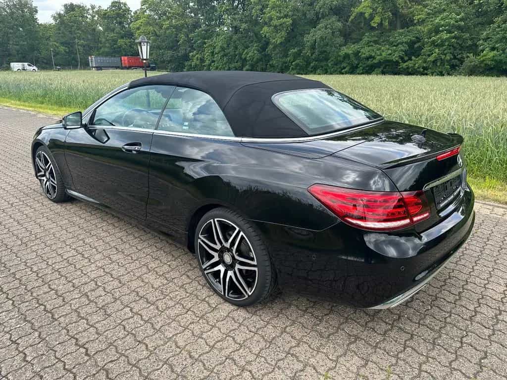 Mercedes-Benz E-Class 250 Cabrio AMG-Line rote Gurte orig.61tkm 04/2016-photo-9