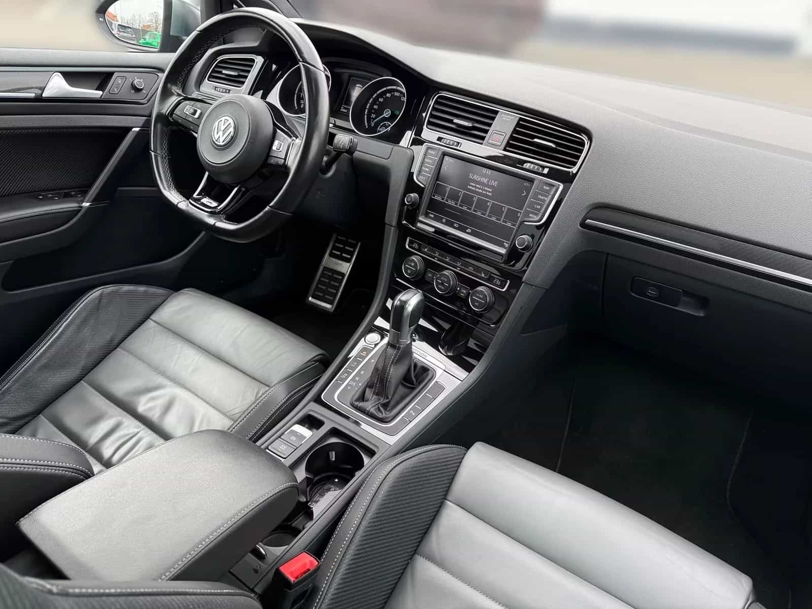 Volkswagen Golf 01/2016-photo-13