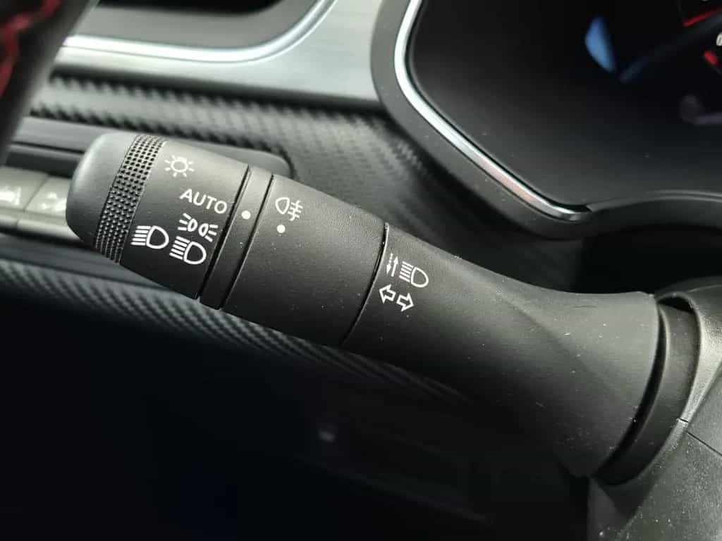 Renault Captur R.S. LINE TCe 160 EDC 12/2023-photo-23