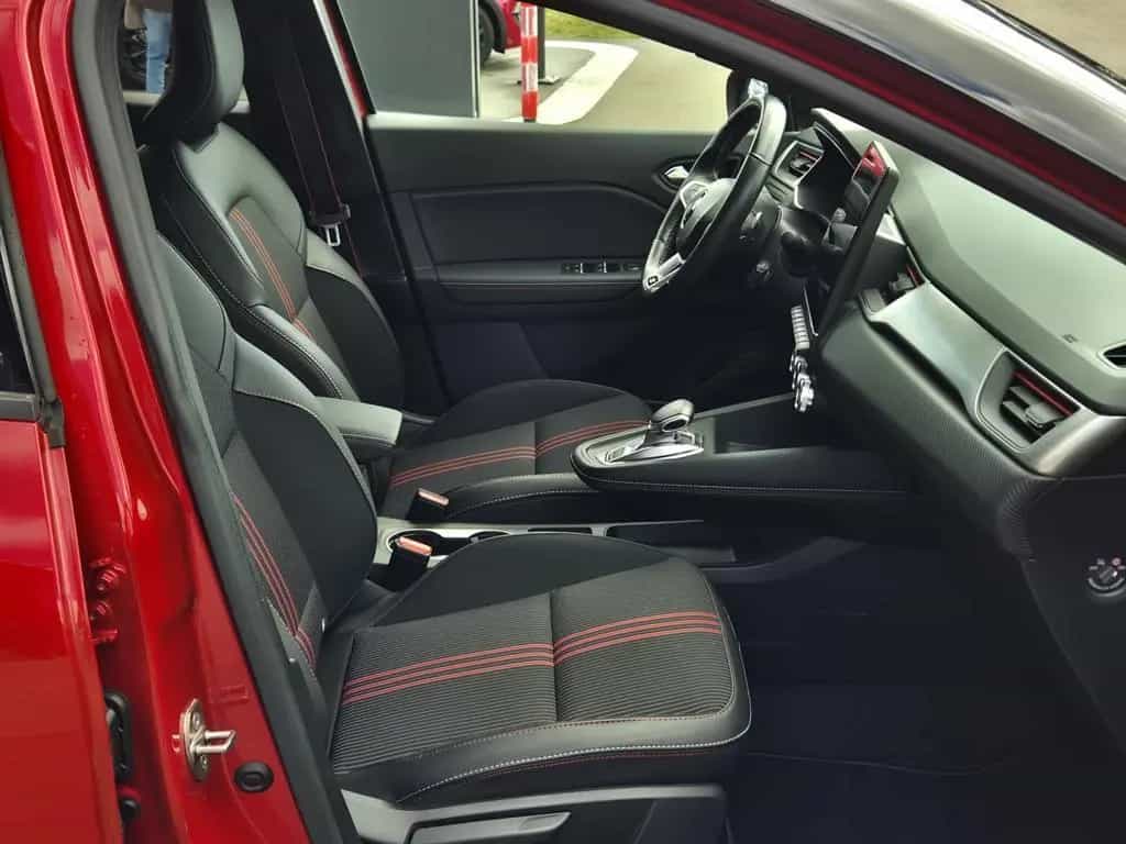 Renault Captur R.S. LINE TCe 160 EDC 12/2023-photo-8