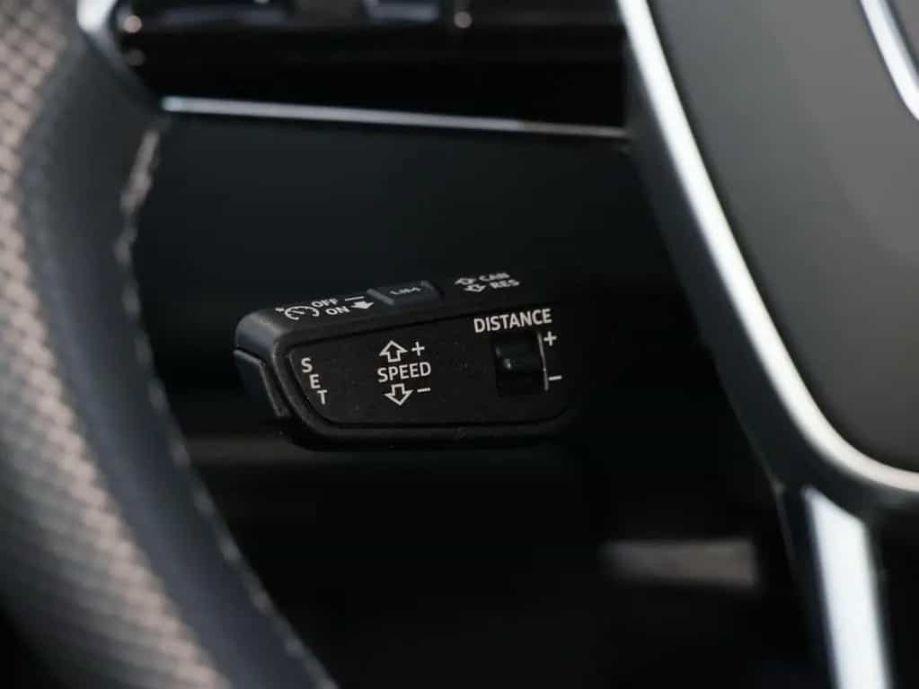 Audi A6 Avant 45 TDI quattro sport 2 x S line 03/2023-photo-18