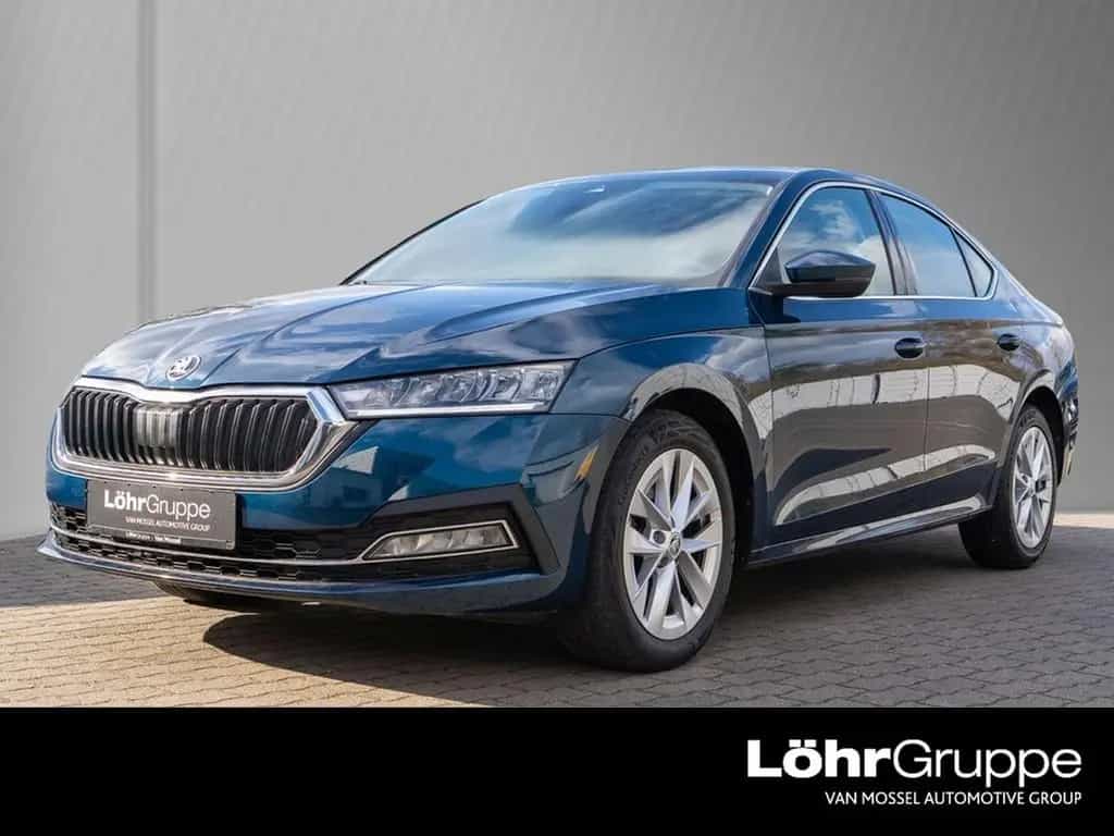 Skoda Octavia 1.5 eTSI DSG Style 12/2022-photo-0