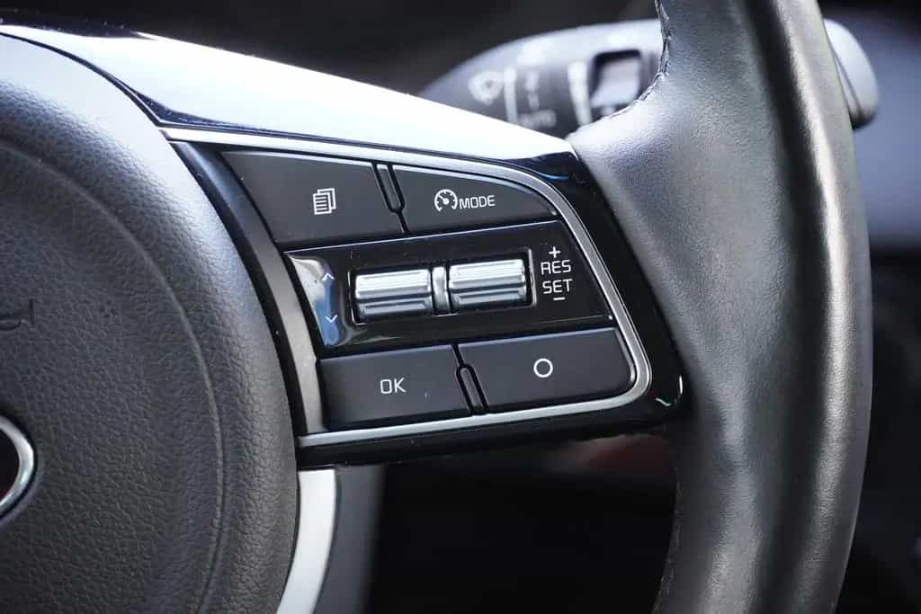 Kia Sportage 1.6 Dream Team Navi LED Kamera Leder 05/2020-photo-15