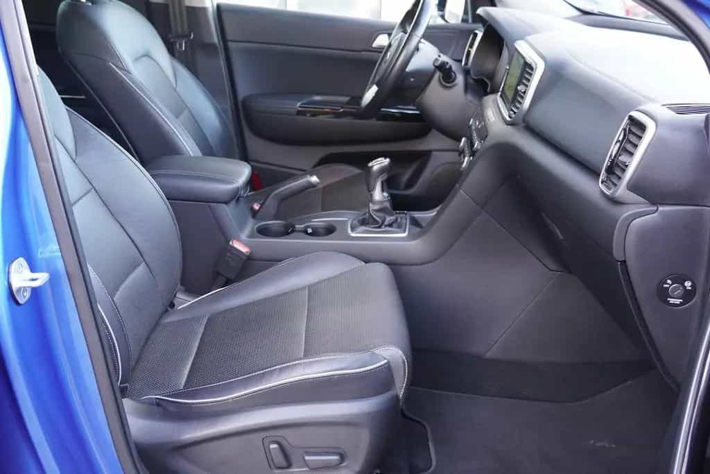 Kia Sportage 1.6 Dream Team Navi LED Kamera Leder 05/2020-photo-23