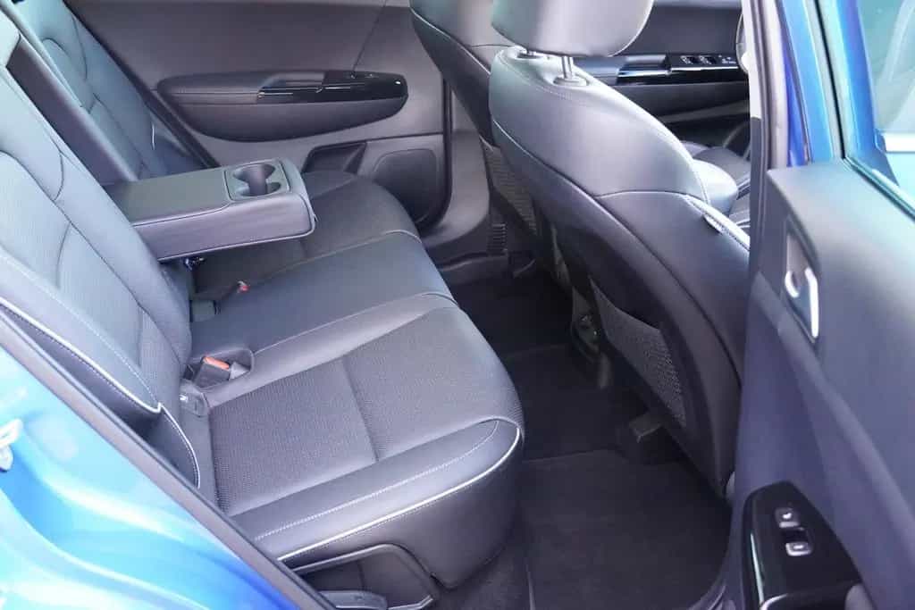 Kia Sportage 1.6 Dream Team Navi LED Kamera Leder 05/2020-photo-24
