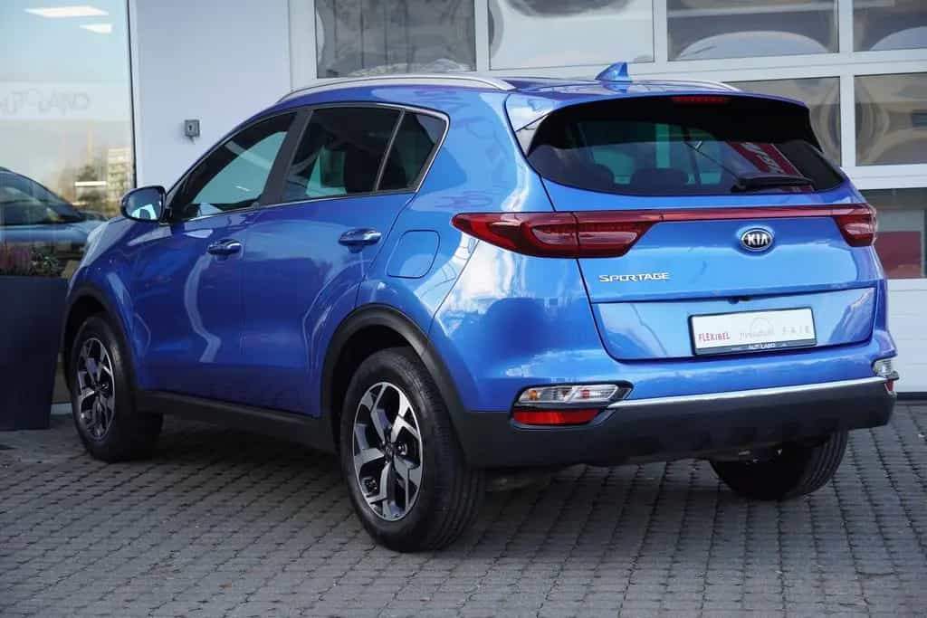 Kia Sportage 1.6 Dream Team Navi LED Kamera Leder 05/2020-photo-3