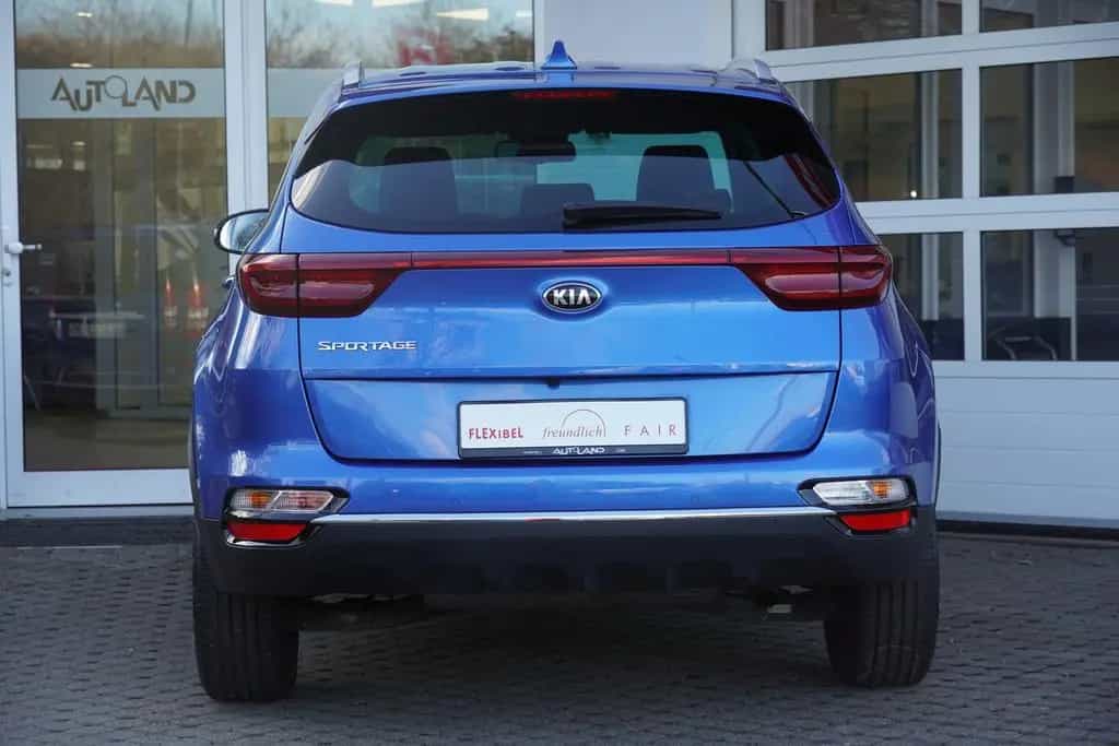 Kia Sportage 1.6 Dream Team Navi LED Kamera Leder 05/2020-photo-4
