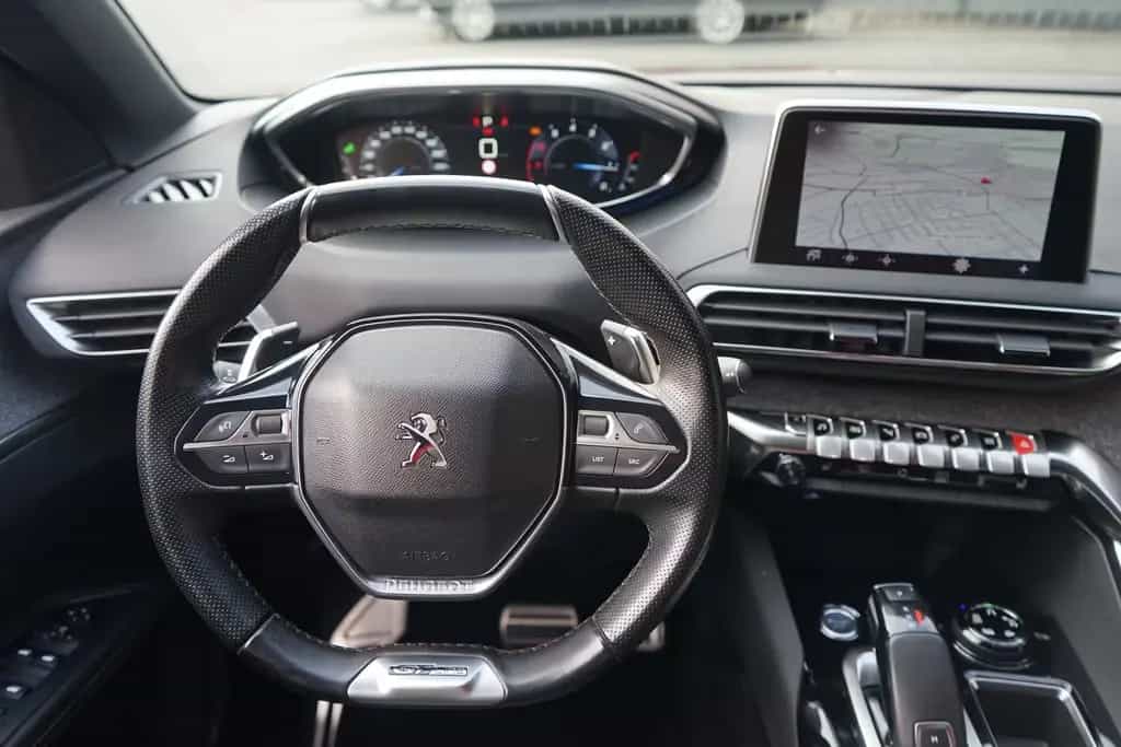 Peugeot 3008 1.6 GT-Line Aut. LED Navi Totwinkel Kamera 05/2018-photo-10