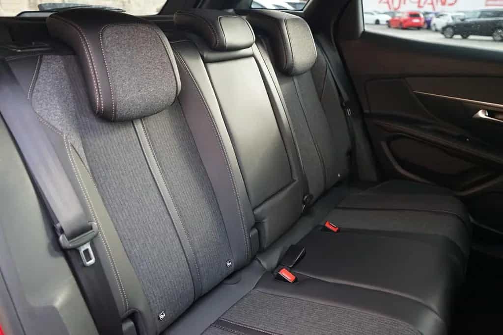 Peugeot 3008 1.6 GT-Line Aut. LED Navi Totwinkel Kamera 05/2018-photo-25