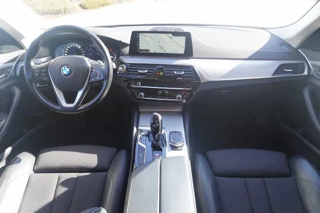 BMW 5 Series 520i Touring Sport Line LED Navi Head-Up AHK PDC 06/2018-photo-10