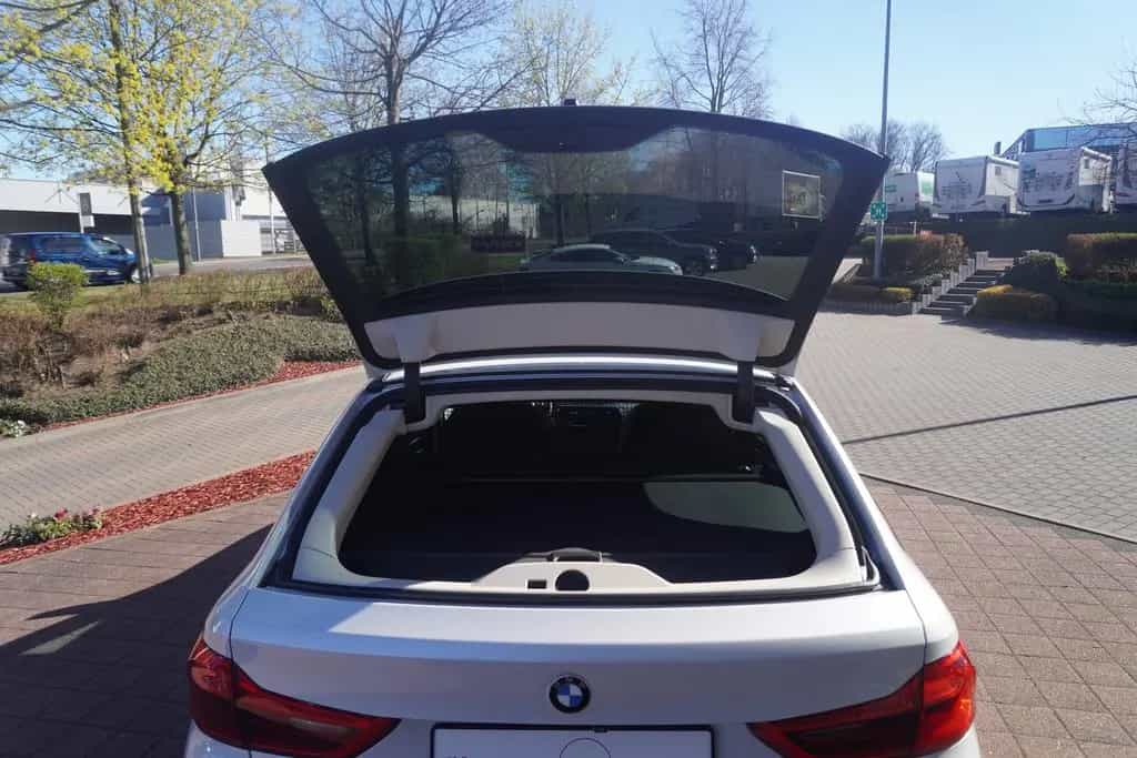 BMW 5 Series 520i Touring Sport Line LED Navi Head-Up AHK PDC 06/2018-photo-36