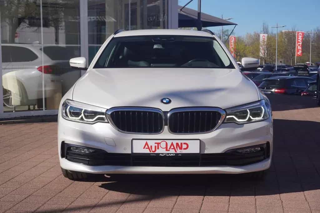BMW 5 Series 520i Touring Sport Line LED Navi Head-Up AHK PDC 06/2018-photo-5