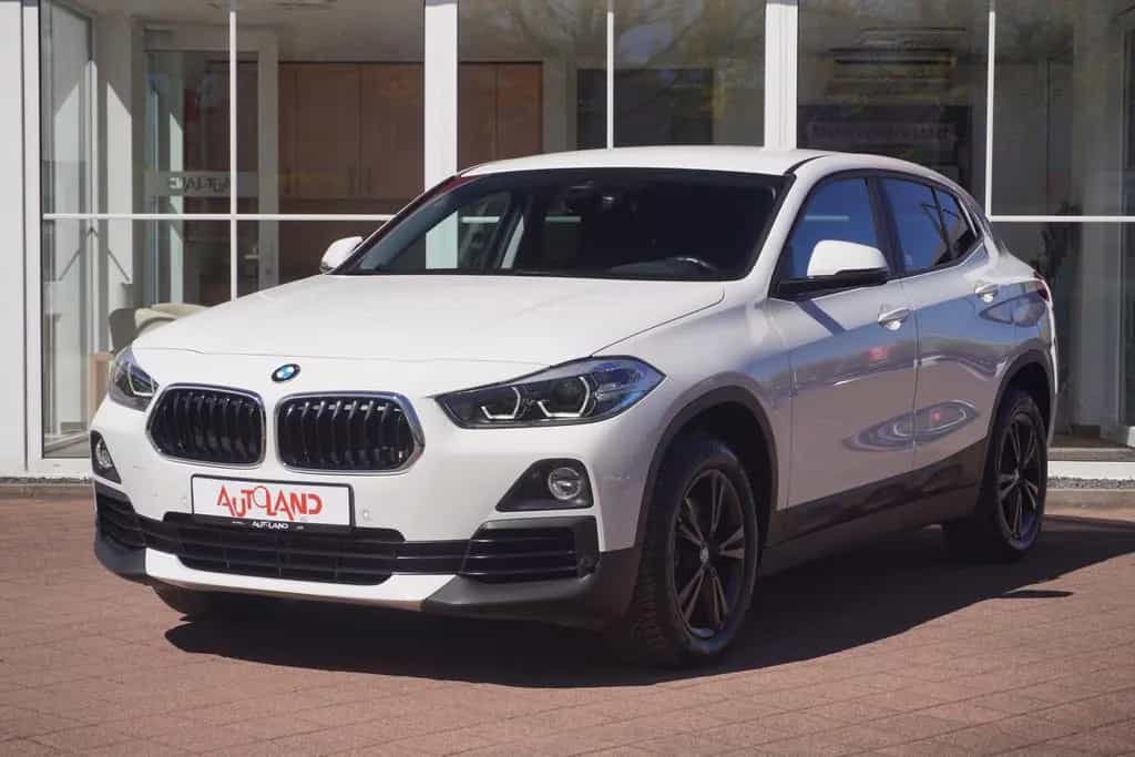 BMW X2 sDrive 18 i Advantage Navi PDC LED 03/2019-photo-1