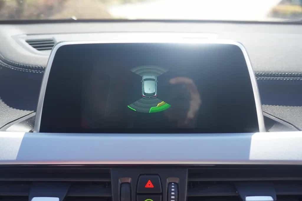 BMW X2 sDrive 18 i Advantage Navi PDC LED 03/2019-photo-15