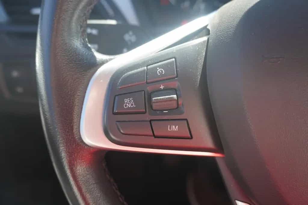 BMW X2 sDrive 18 i Advantage Navi PDC LED 03/2019-photo-23