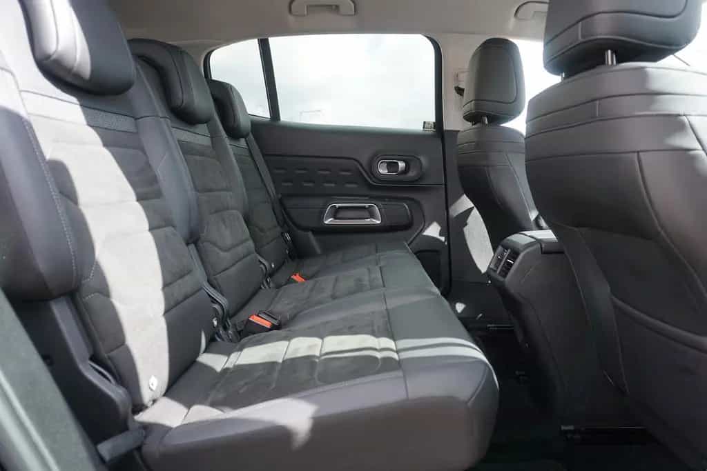 Citroën C5 Aircross 1.2M-Hybrid Plus LED Navi Teilleder 01/2024-photo-11