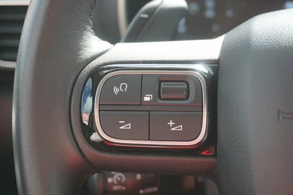 Citroën C5 Aircross 1.2M-Hybrid Plus LED Navi Teilleder 01/2024-photo-22