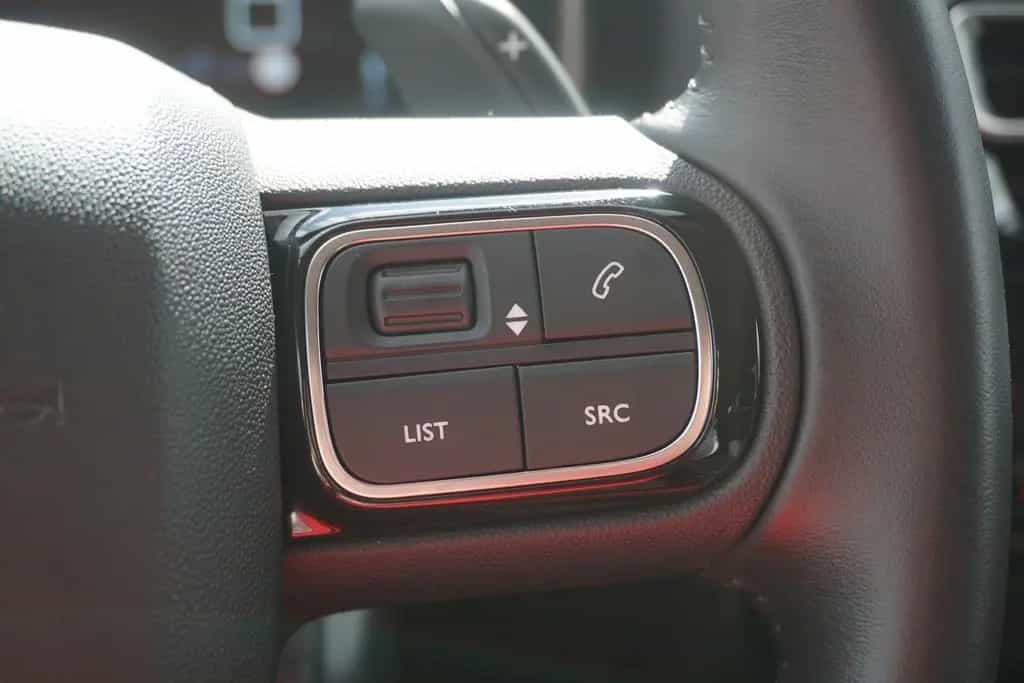 Citroën C5 Aircross 1.2M-Hybrid Plus LED Navi Teilleder 01/2024-photo-23