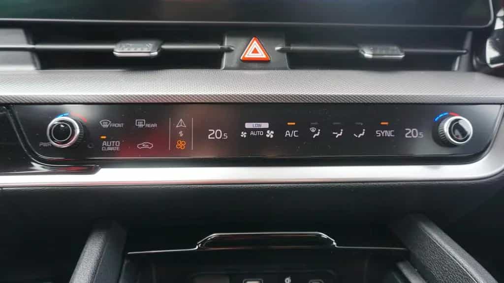 Kia Sportage 1.6 M-Hybrid GT-Line 4WD LED ACC Memory 06/2022-photo-21