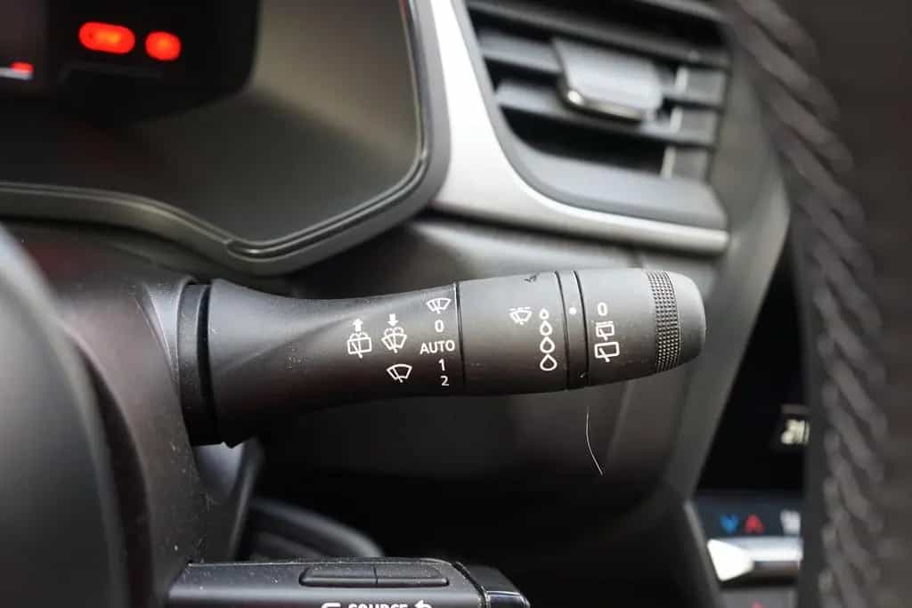 Renault Captur TCe 160 Evolution Aut. LED Kamera Tempoma 10/2024-photo-23