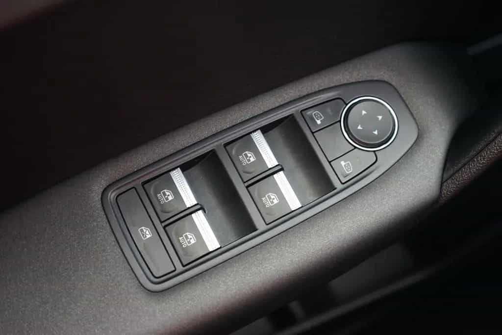 Renault Captur TCe 160 Evolution Aut. LED Kamera Tempoma 10/2024-photo-26