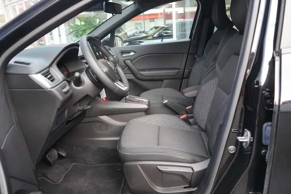 Renault Captur TCe 160 Evolution Aut. LED Kamera Tempoma 10/2024-photo-27