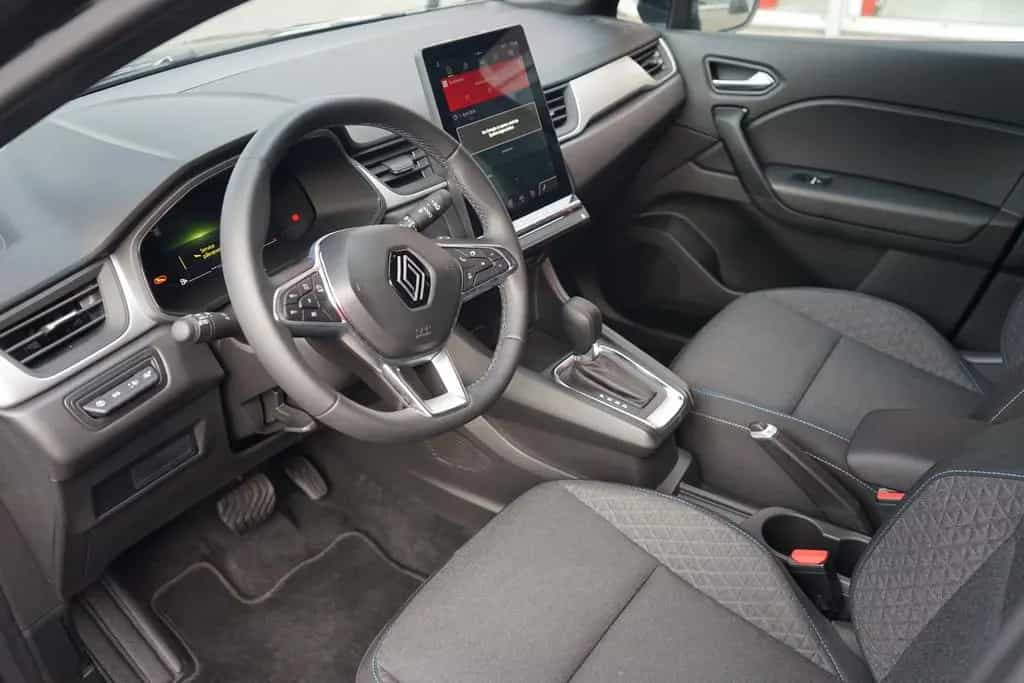 Renault Captur TCe 160 Evolution Aut. LED Kamera Tempoma 10/2024-photo-8