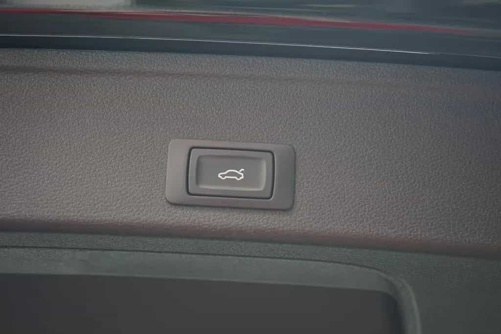 Audi A4 Avant 35 2.0 TDI S line LED Navi ACC DAB PDC 06/2021-photo-41