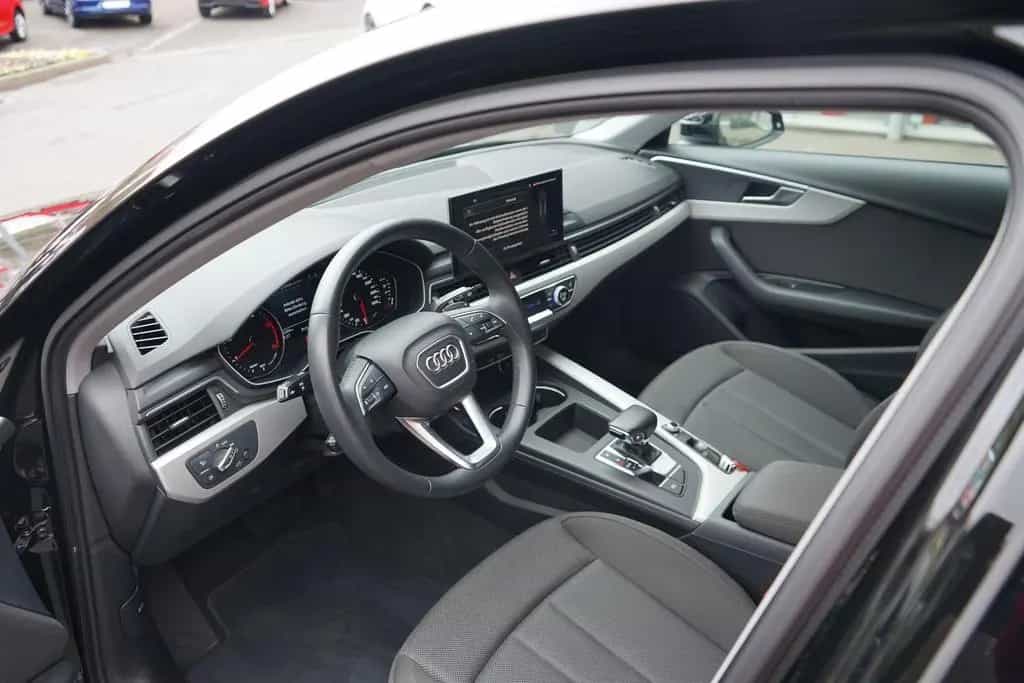 Audi A4 Avant 35 2.0 TDI S line LED Navi ACC DAB PDC 06/2021-photo-7