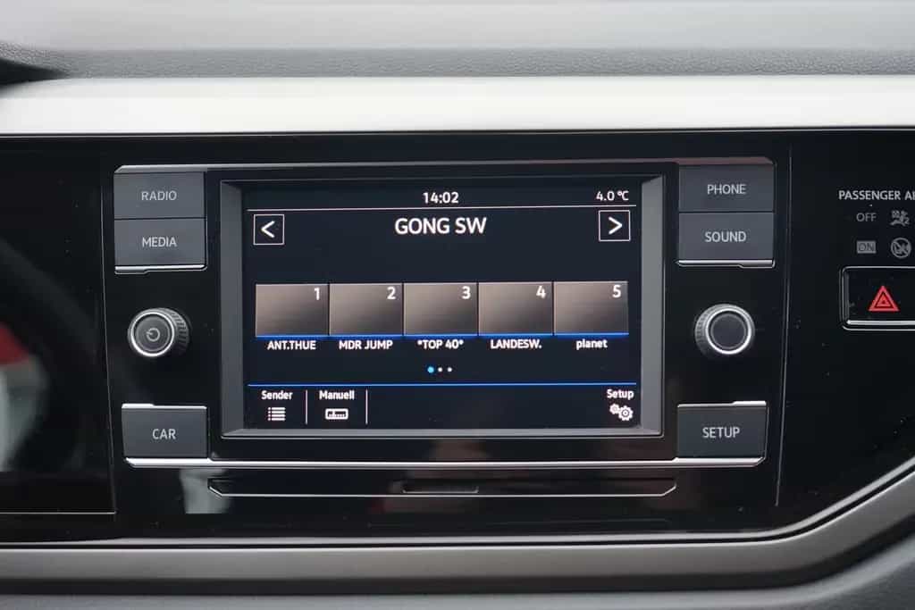 Volkswagen Polo 1.0 Comfortline ACC LED PDC Bluetooth 03/2019-photo-10