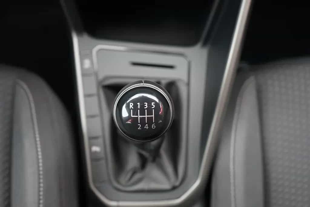 Volkswagen Polo 1.0 Comfortline ACC LED PDC Bluetooth 03/2019-photo-16