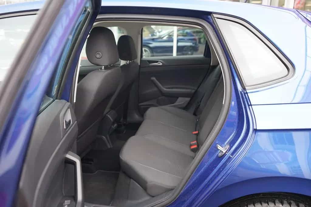 Volkswagen Polo 1.0 Comfortline ACC LED PDC Bluetooth 03/2019-photo-30