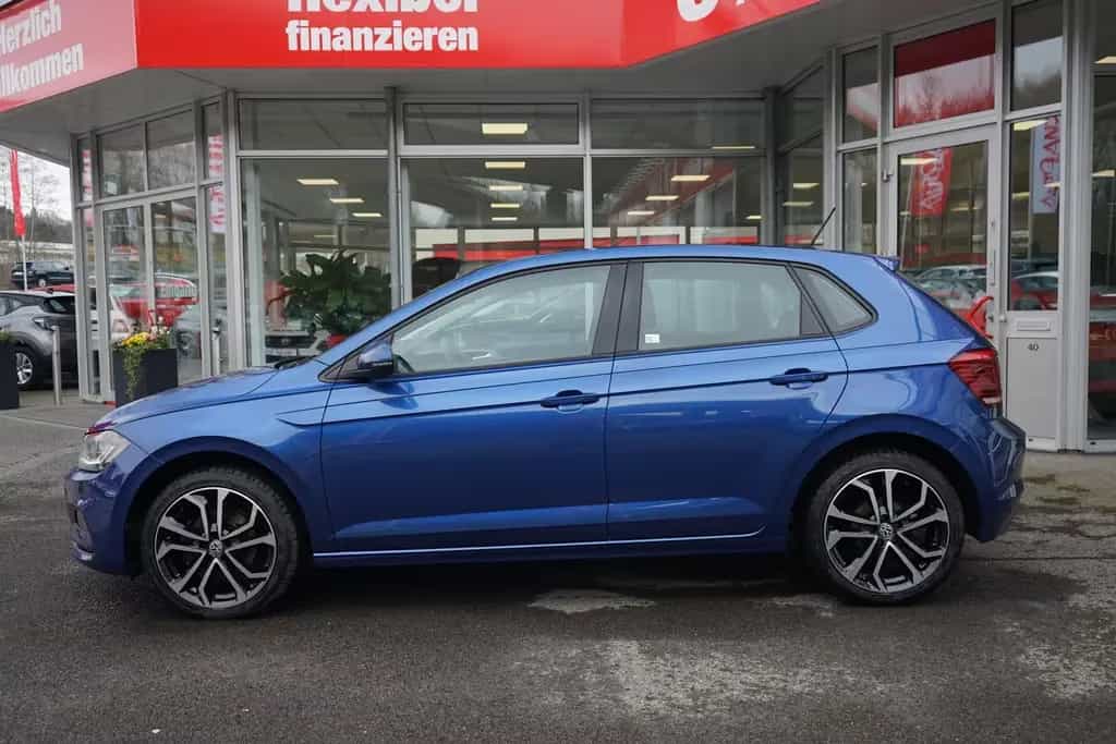 Volkswagen Polo 1.0 Comfortline ACC LED PDC Bluetooth 03/2019-photo-4