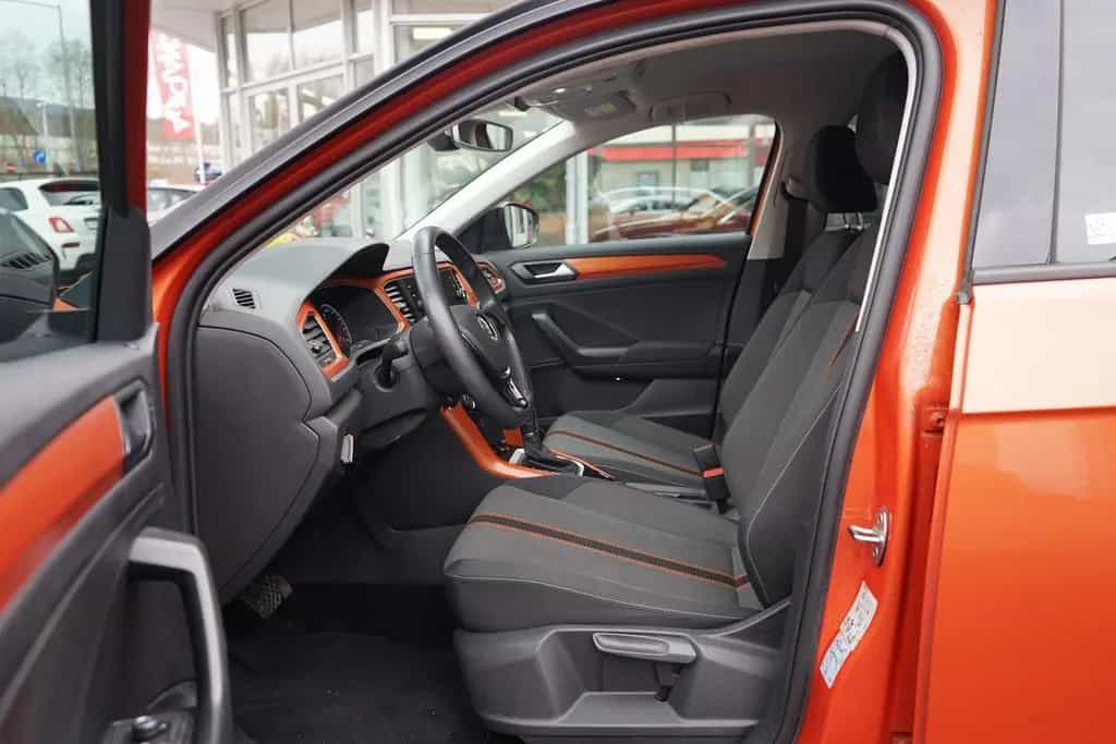 Volkswagen T-Roc 1.5 TSI DSG Style LED Standheizung PDC 07/2019-photo-25
