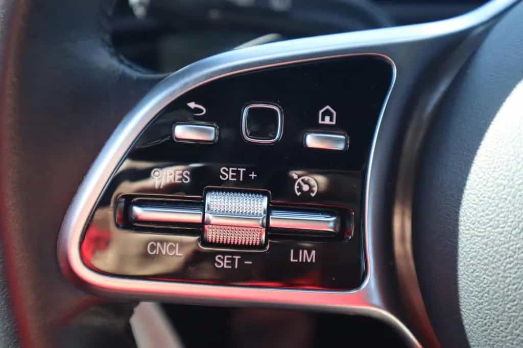 Mercedes-Benz CLA-Class 200 Progressive LED Navi Tempomat Spurhalte 12/2019-photo-12