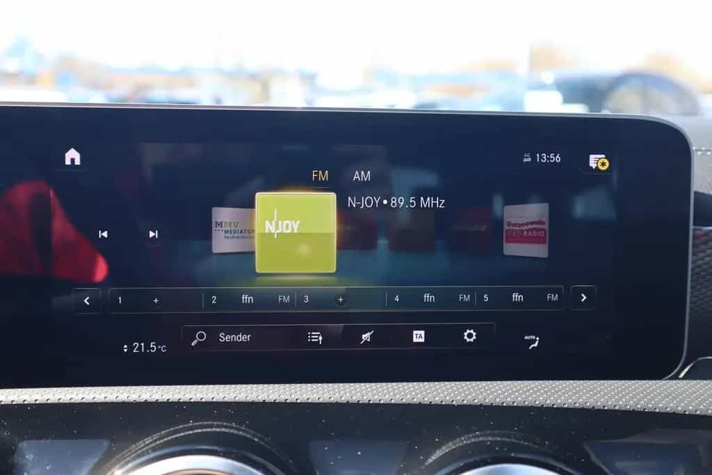 Mercedes-Benz CLA-Class 200 Progressive LED Navi Tempomat Spurhalte 12/2019-photo-22