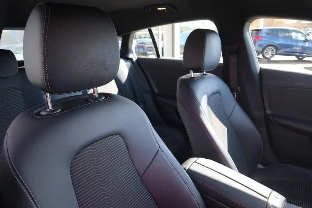 Mercedes-Benz CLA-Class 200 Progressive LED Navi Tempomat Spurhalte 12/2019-photo-31