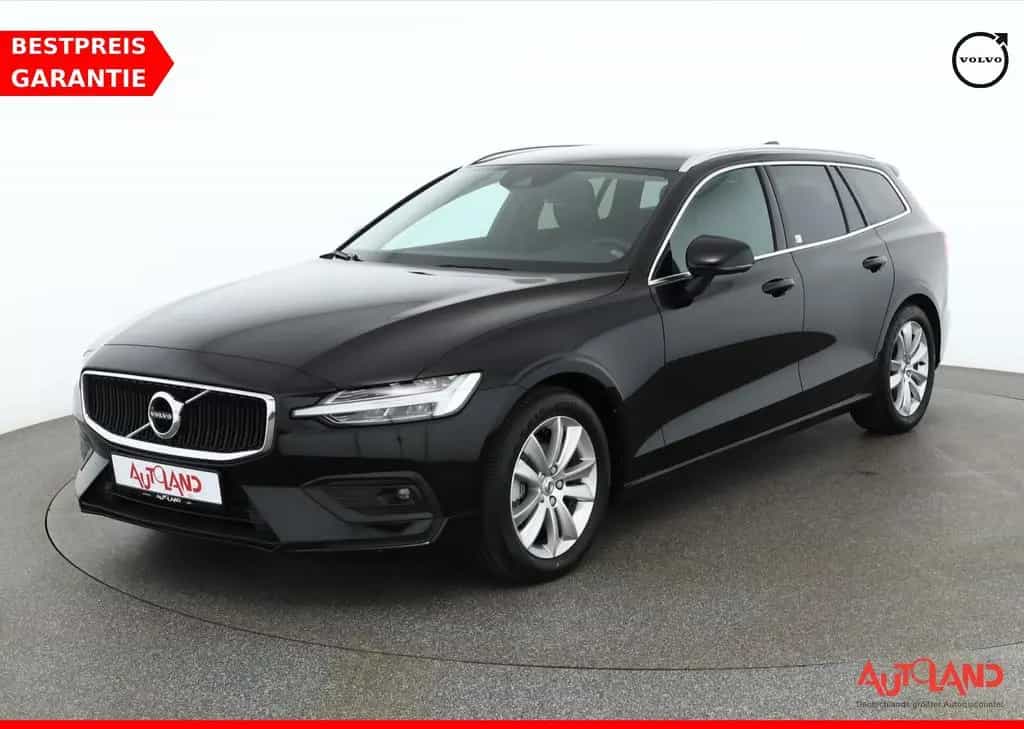 Volvo V60 2.0 Momentum LED Navi Kamera Teilleder PDC 01/2019-photo-0