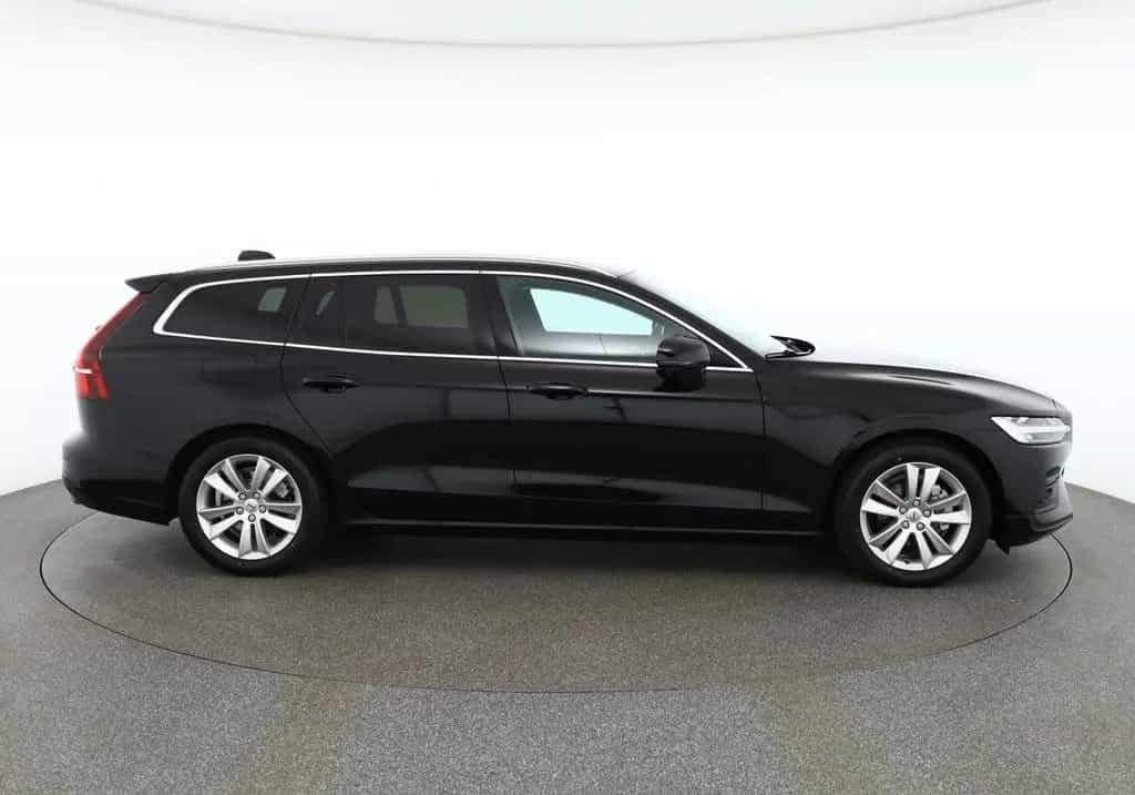 Volvo V60 2.0 Momentum LED Navi Kamera Teilleder PDC 01/2019-photo-5
