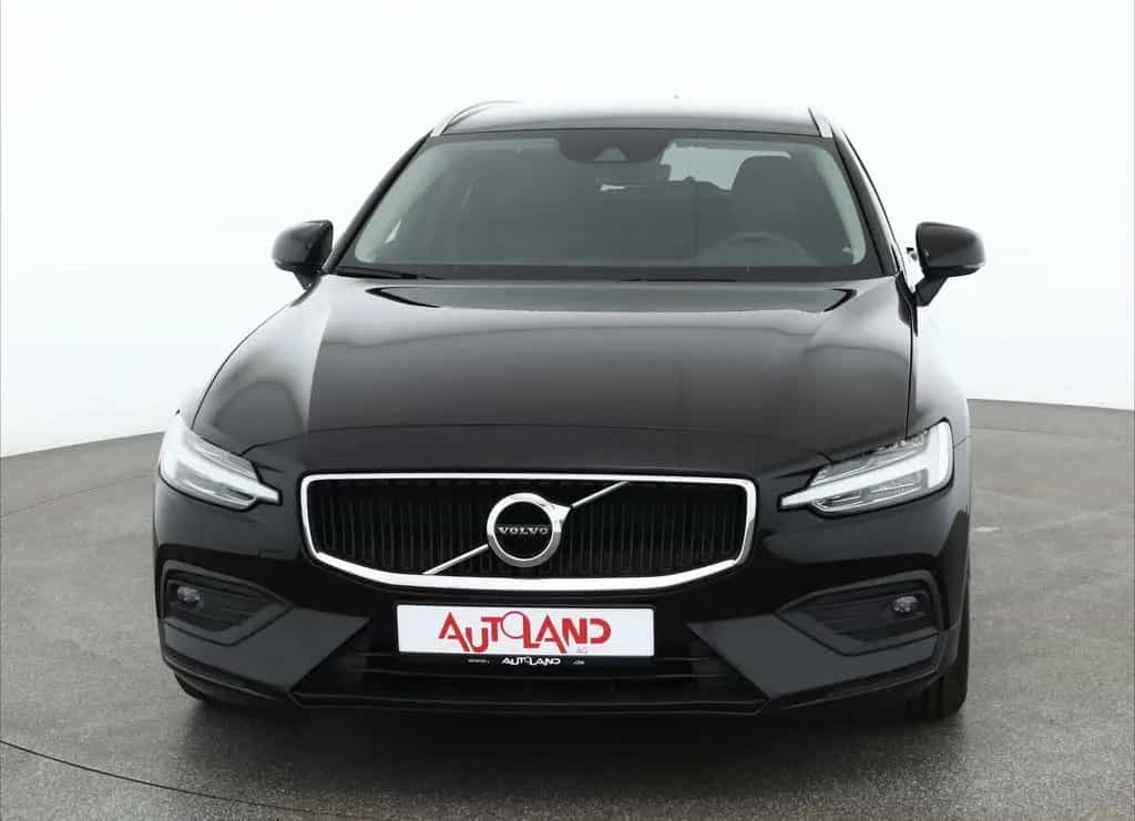 Volvo V60 2.0 Momentum LED Navi Kamera Teilleder PDC 01/2019-photo-7